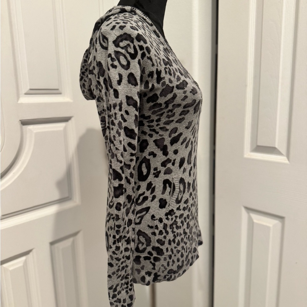Style & Co. Women's Animal Print Pullover Sweater Hoodie Long Sleeve Small - Picture 3 of 6